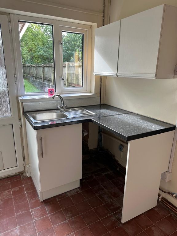Additional image 4 of 1 bed flat to rentMyddynfych, Ammanford SA15