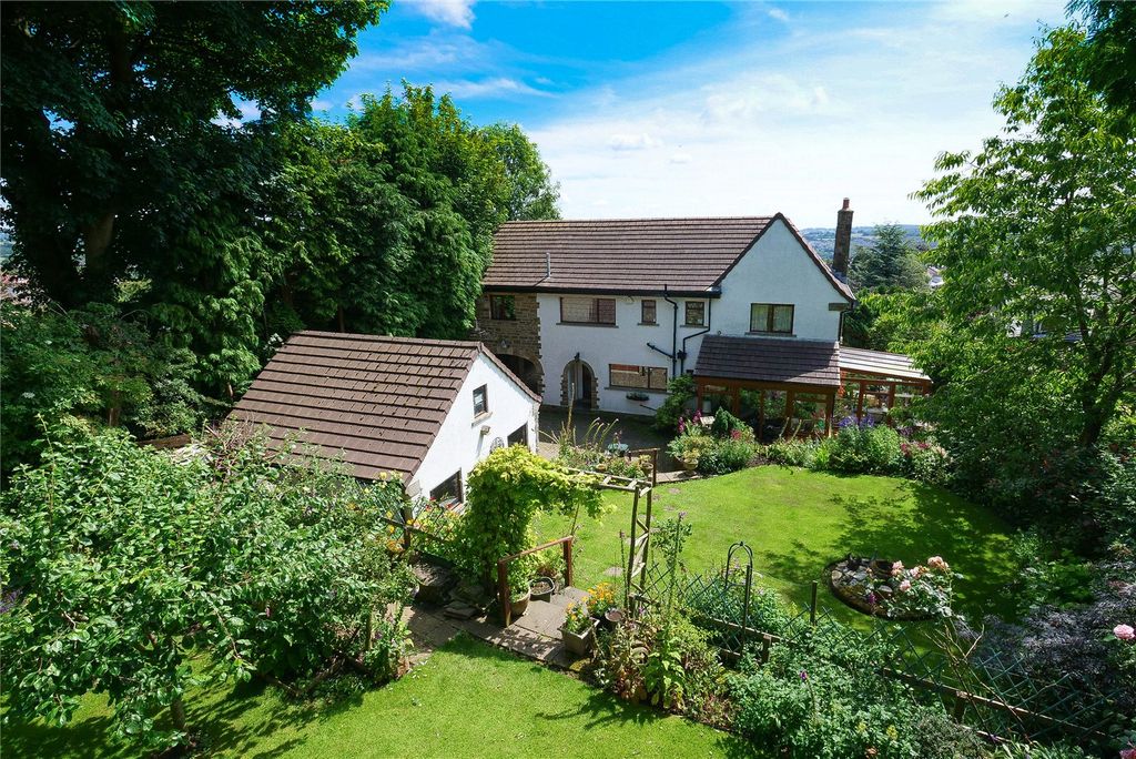 Property photo 2 of 38 Picture No. 09