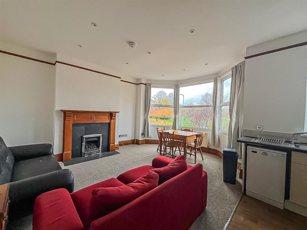 Property photo 2 of 15 32-1.Jpg