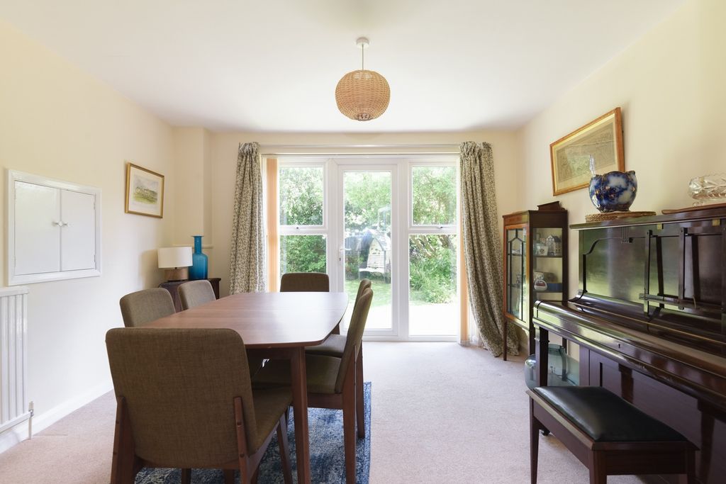 Property photo 3 of 14 4239877
