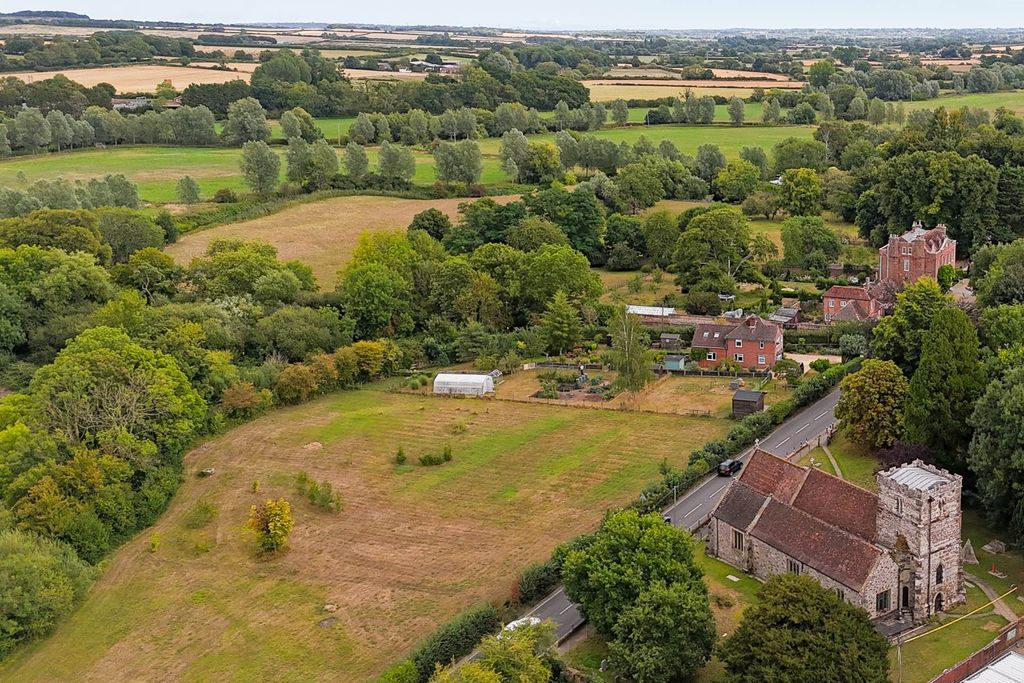 Property photo 2 of 29