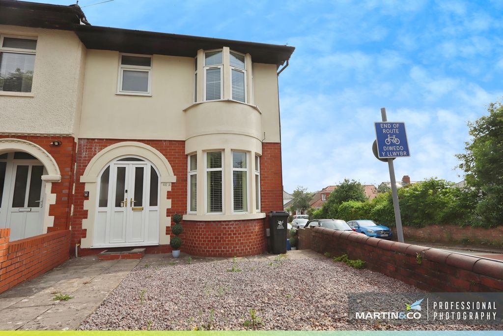 Property photo 3 of 23