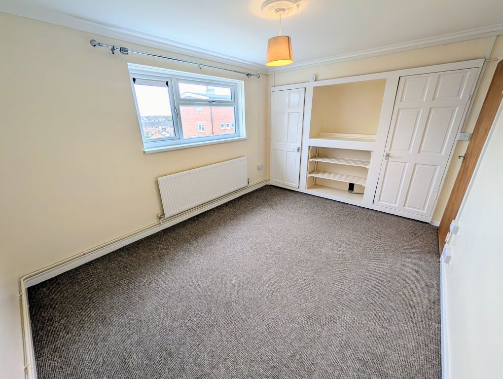 Property photo 3 of 7 Pxl_20260416_104248132~2