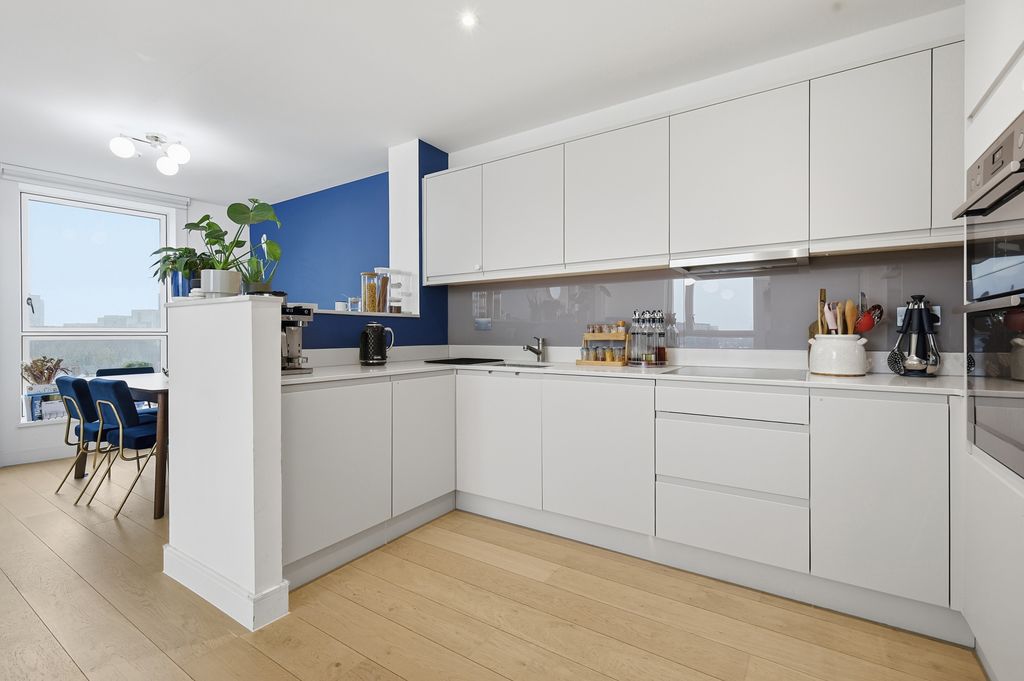 Property photo 2 of 14 Img_8607