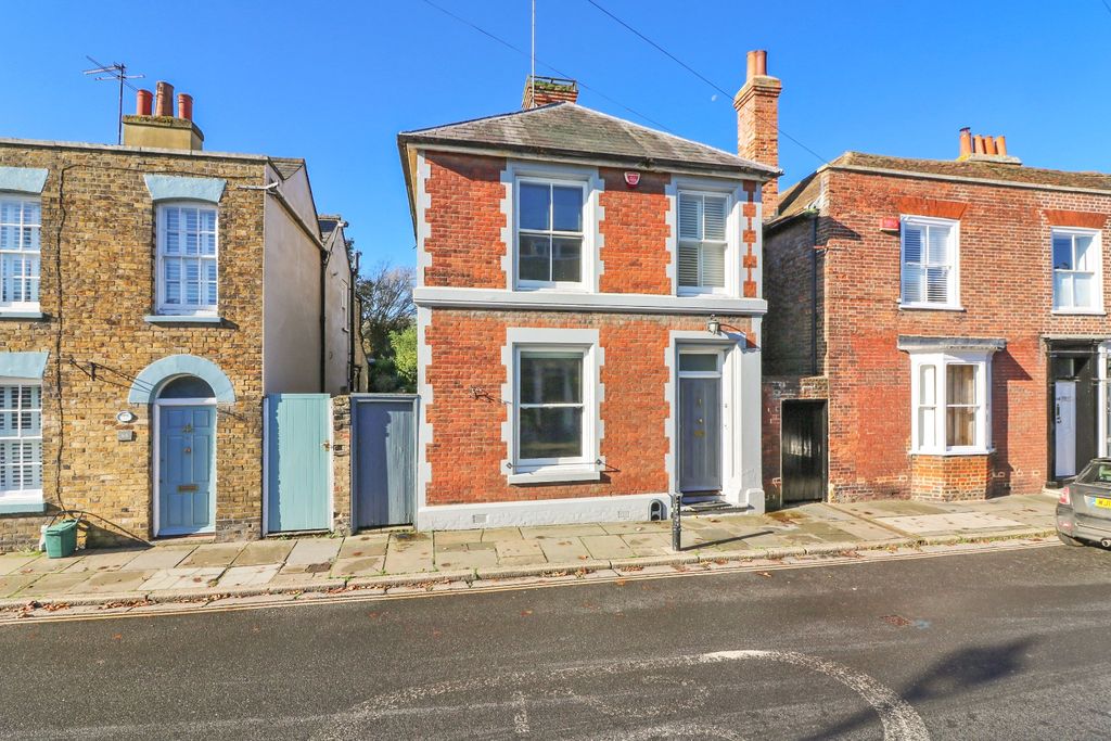 Property photo 1 of 27 3581012