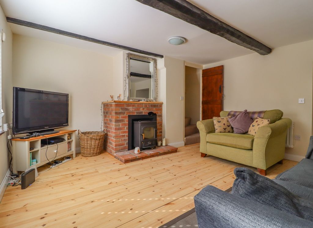 Property photo 2 of 22 4146573