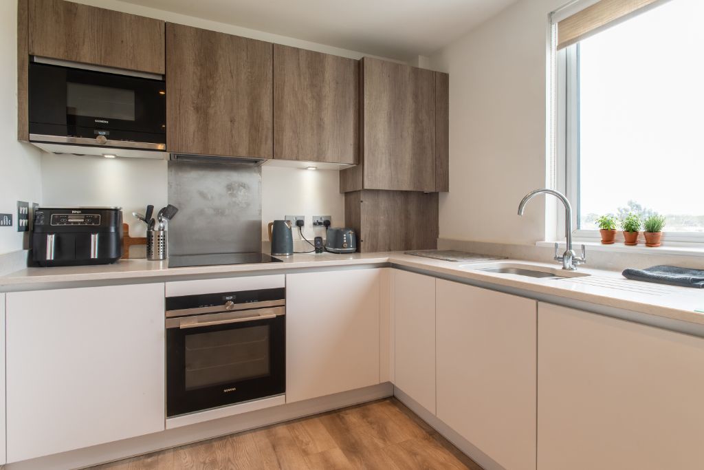 Property photo 2 of 11