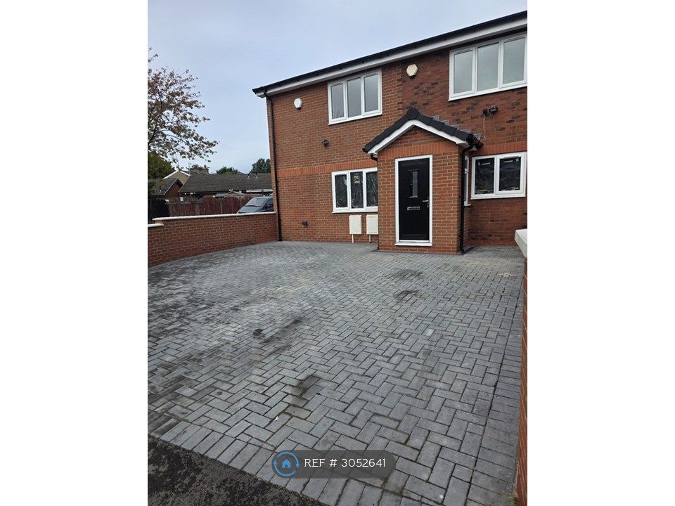 Property photo 2 of 30