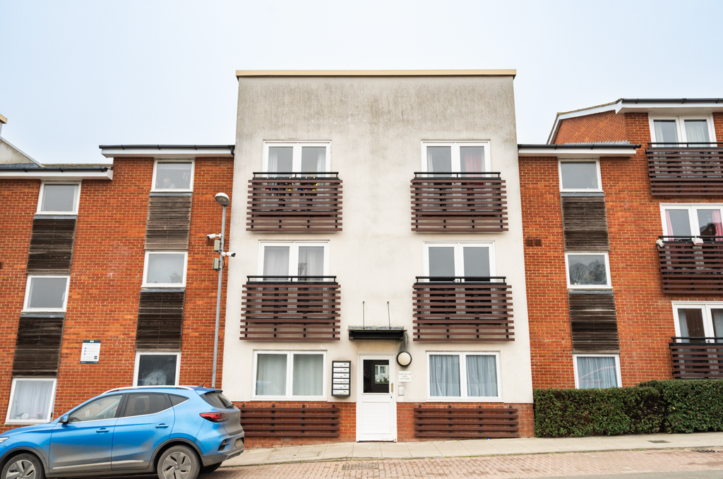 Property photo 1 of 23