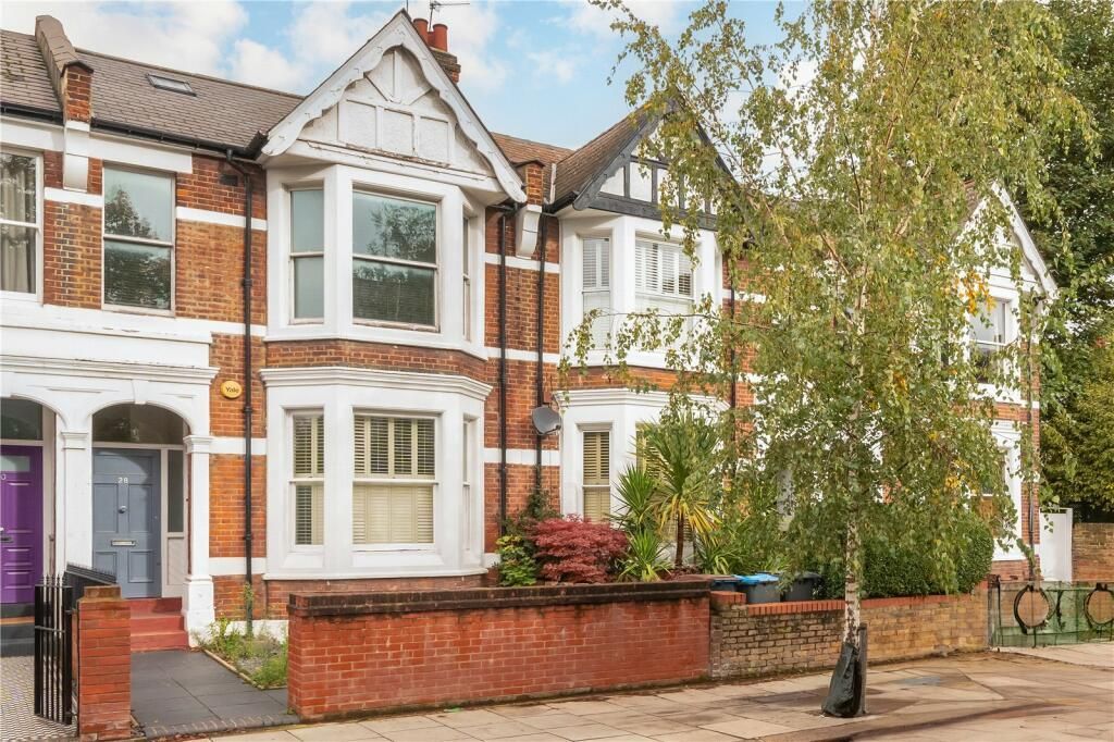 Property photo 2 of 18