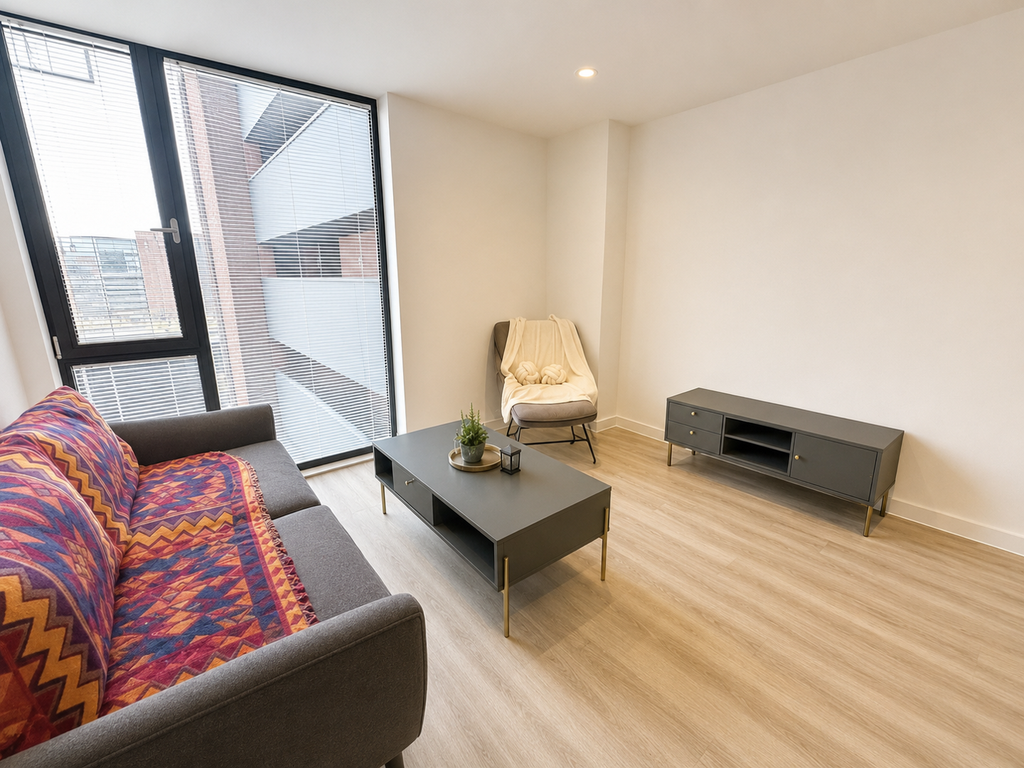 Property photo 1 of 10 Living Room