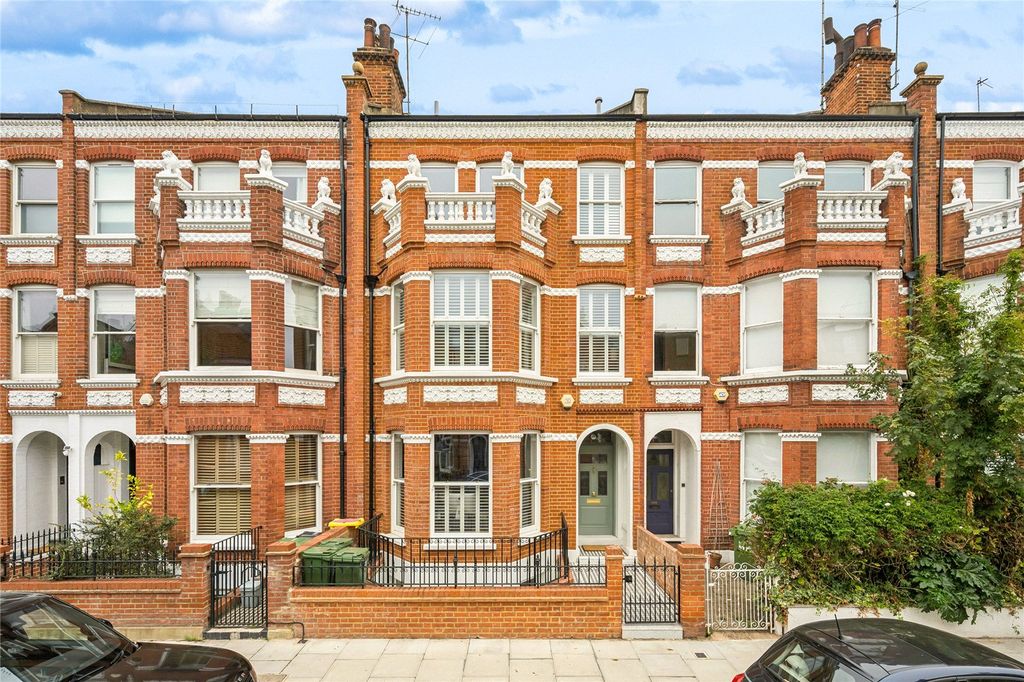 Property photo 1 of 14 Front Exterior