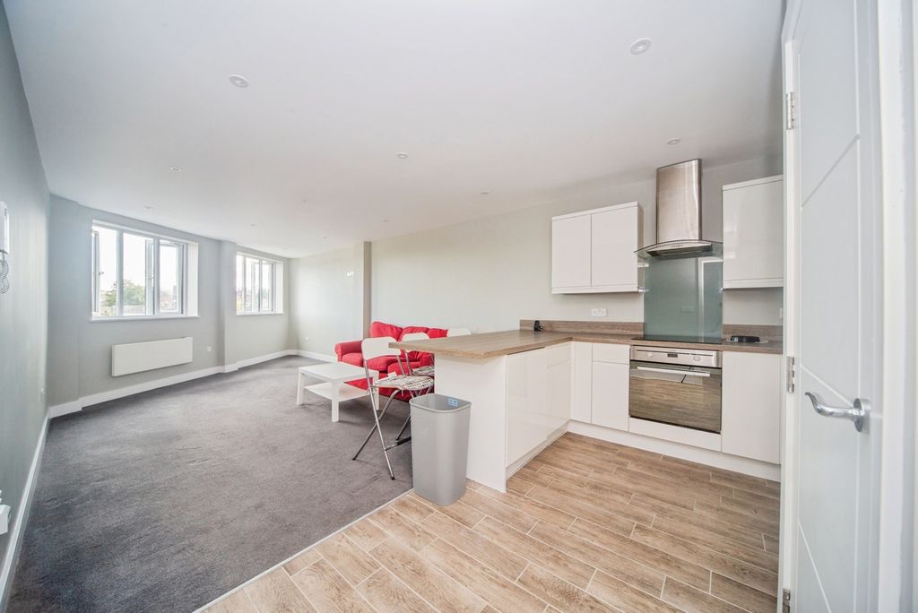 Property photo 2 of 9 Pbox-Img.Jpg