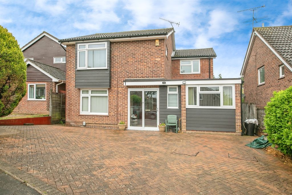 Property photo 1 of 16