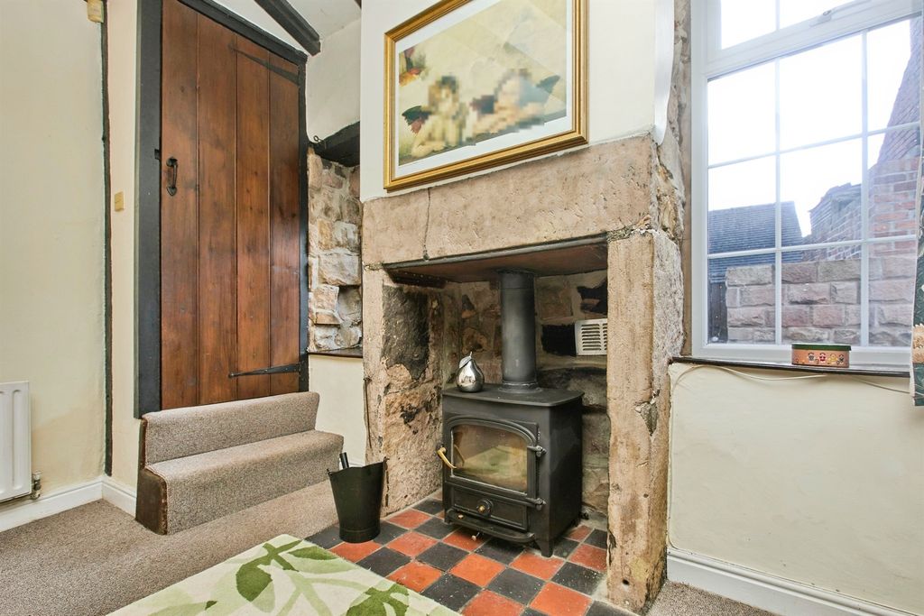 Property photo 3 of 18