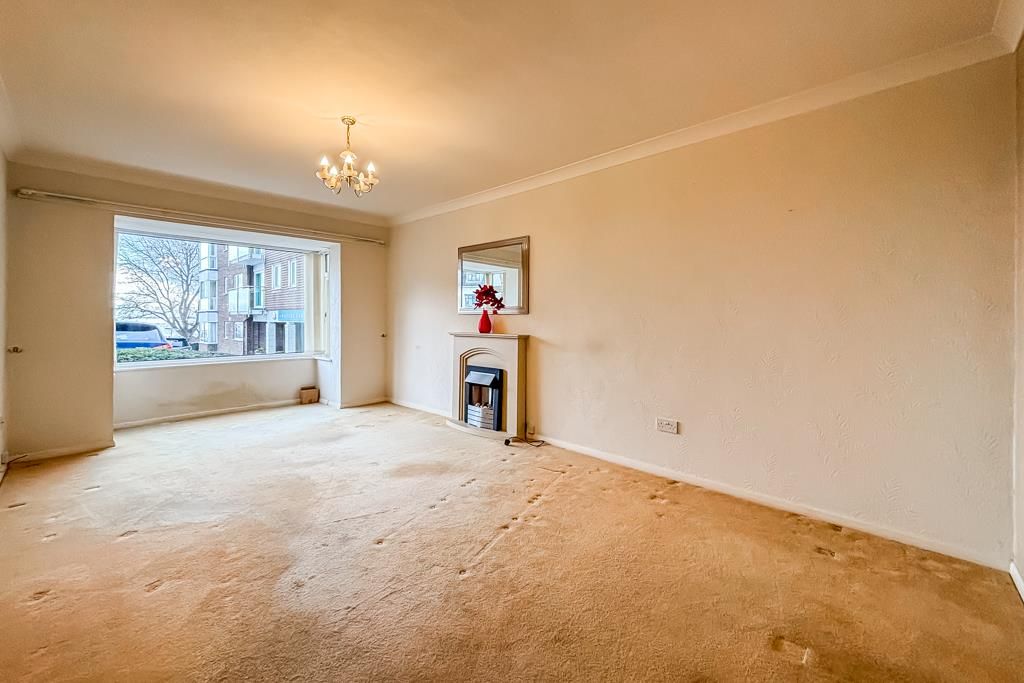 Property photo 2 of 13 Lounge/Diner