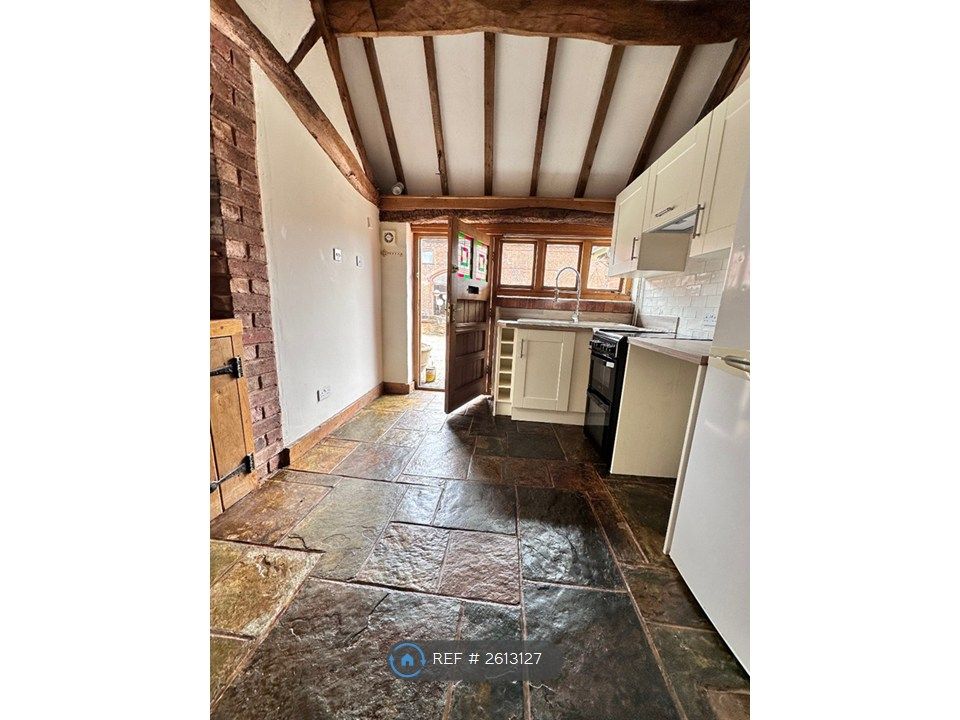 Property photo 3 of 14 Kitchen