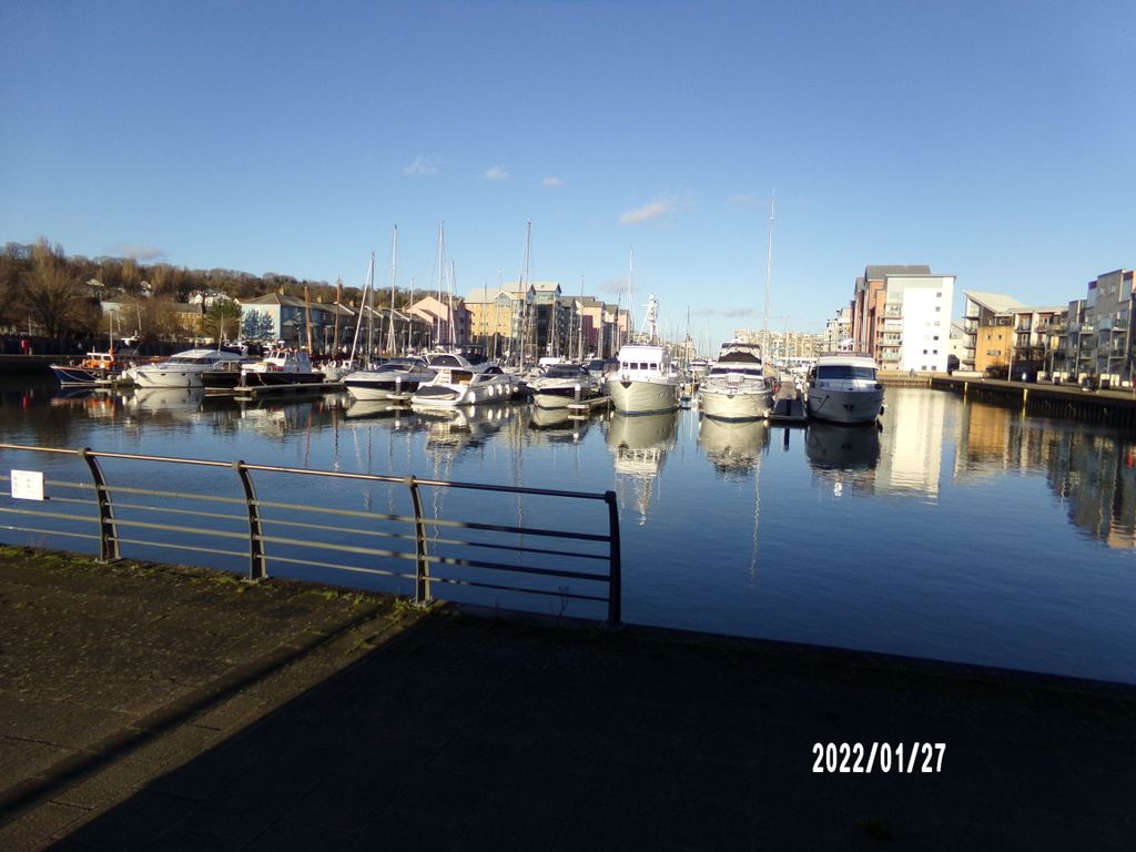 Property photo 3 of 10