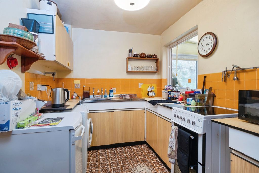 Property photo 3 of 14