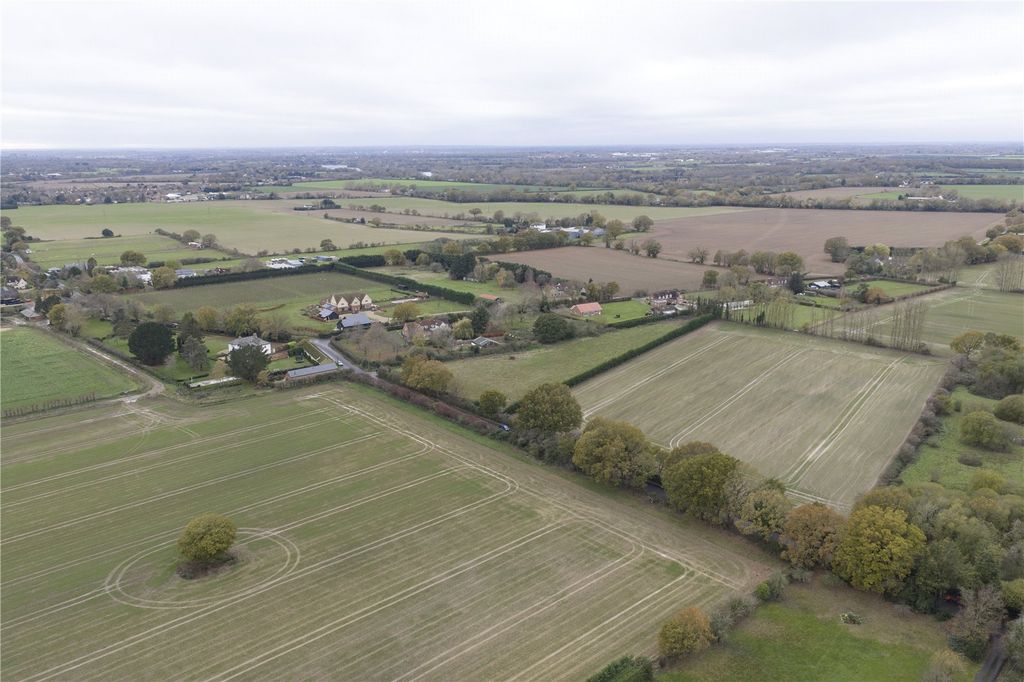 Property photo 3 of 17 Picture 3