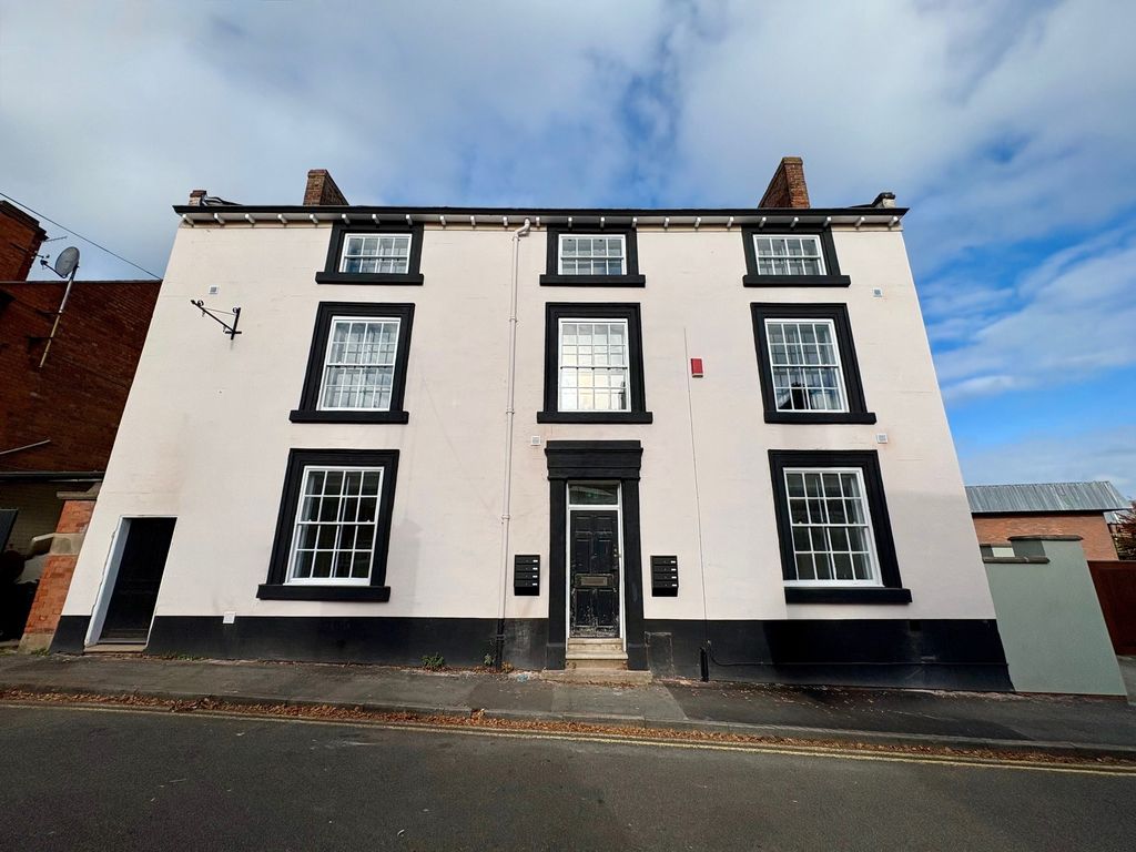 Property photo 1 of 6 Exterior