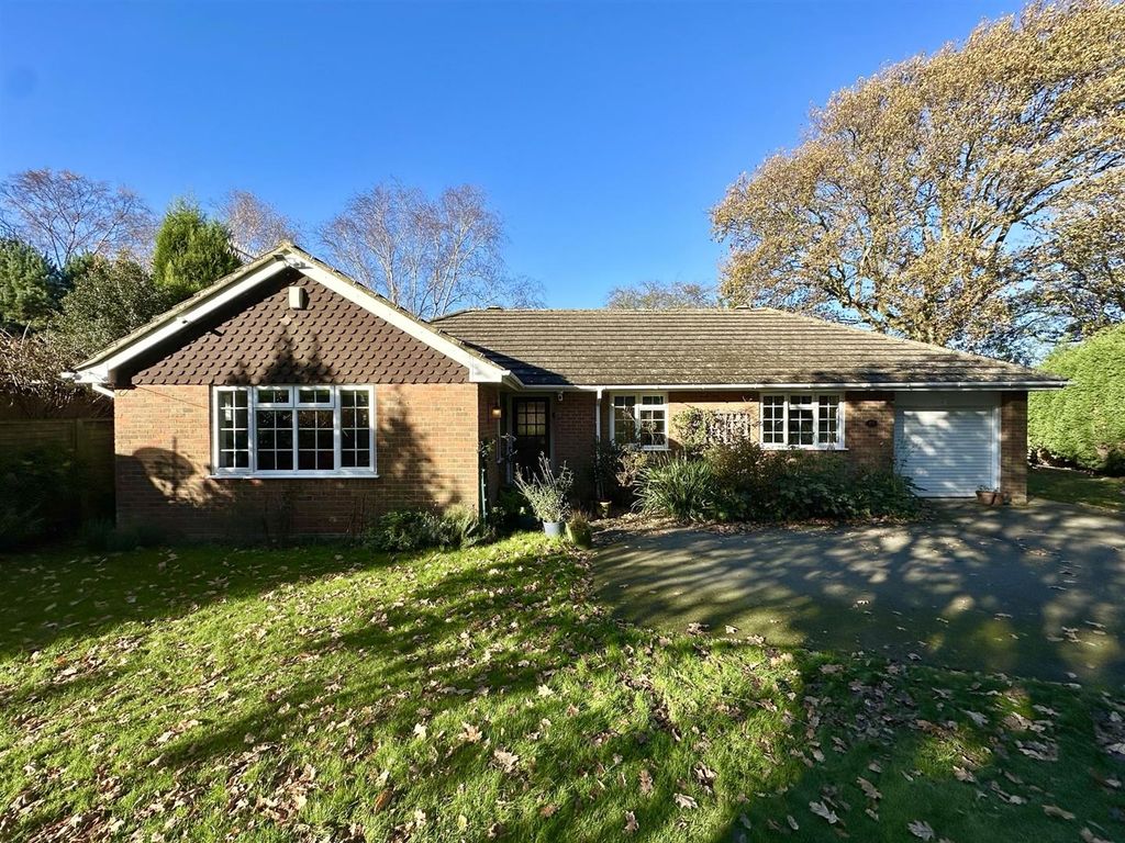 Property photo 3 of 33