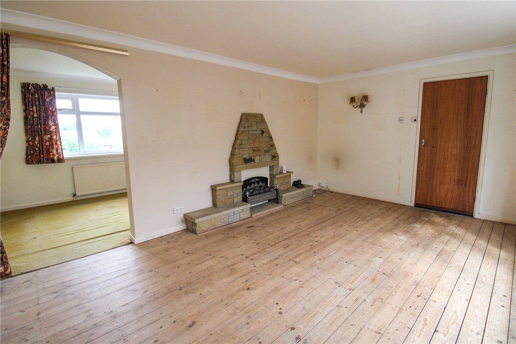 Property photo 2 of 17 Sitting Room