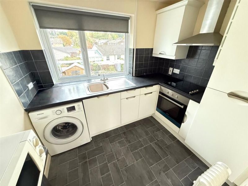 Property photo 2 of 7 Photo 2