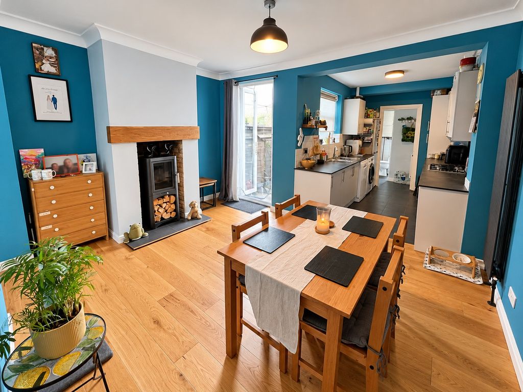 Property photo 2 of 13