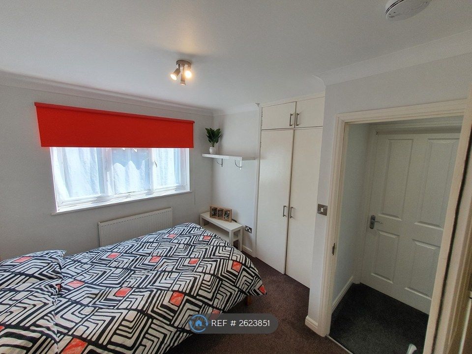 Property photo 2 of 10 Brightn Double £840 Pcm