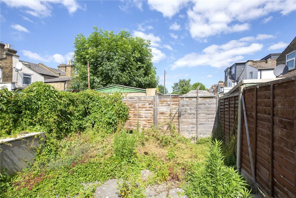 Property photo 3 of 15 Picture No. 13