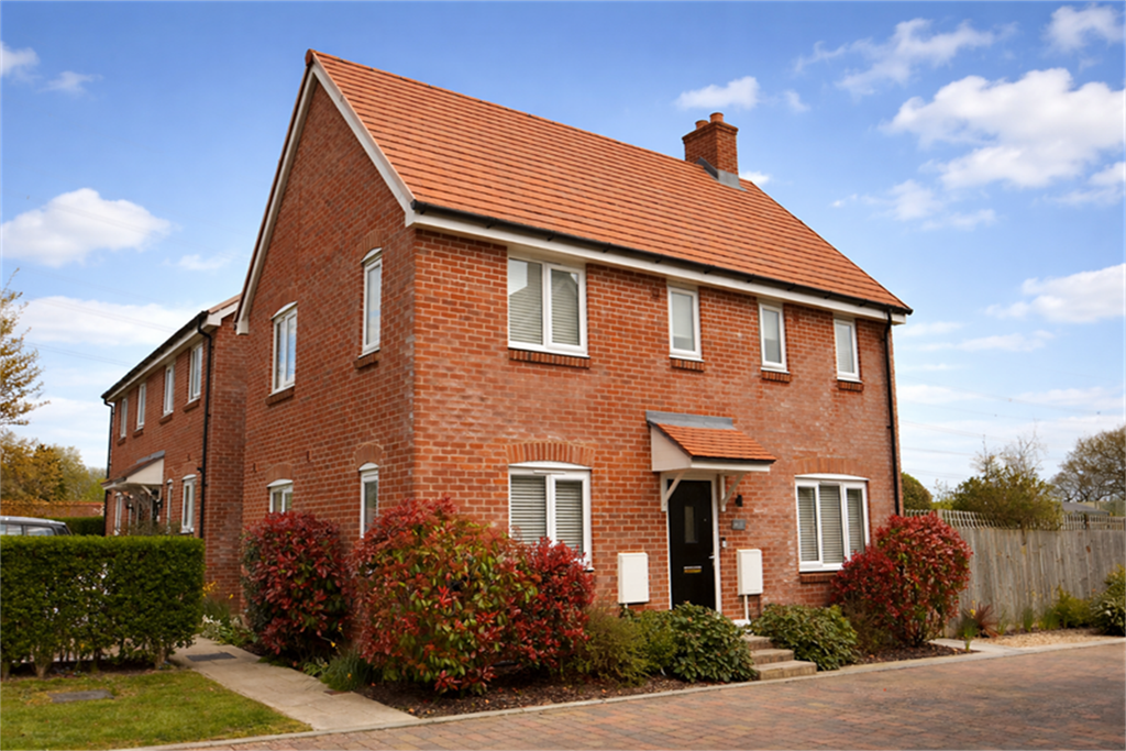 Property photo 1 of 14 (Main)