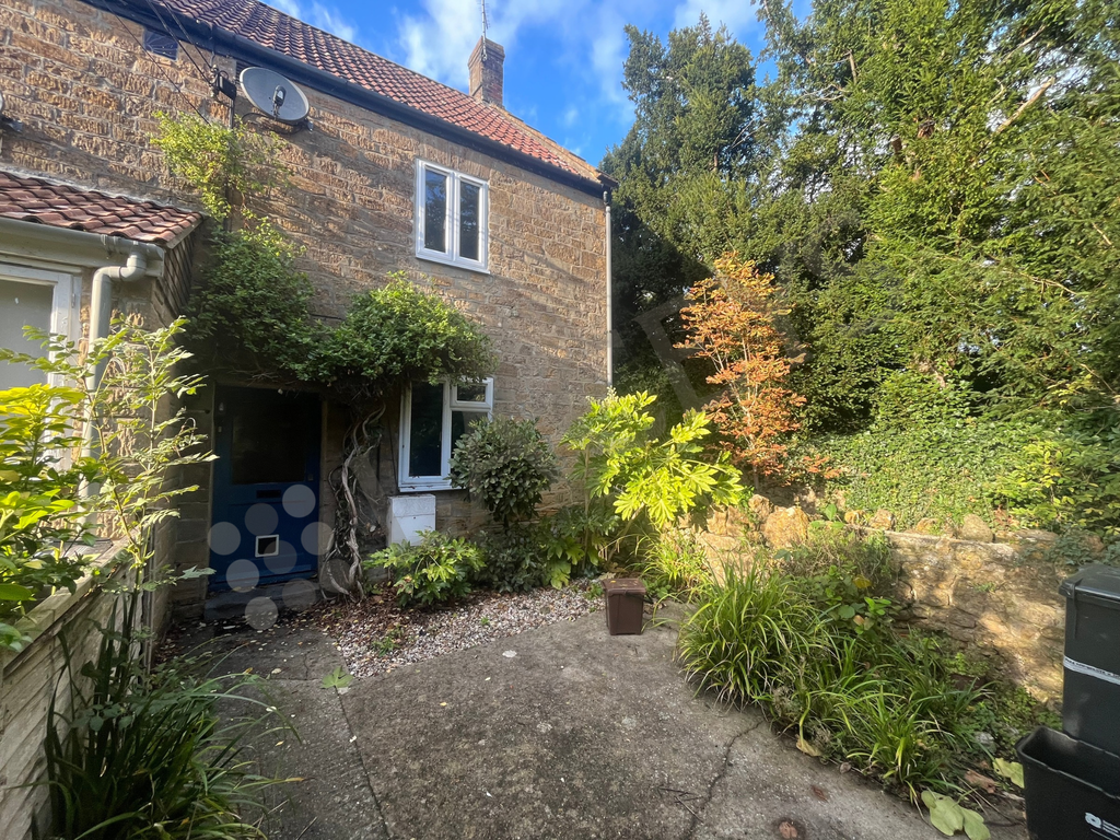Property photo 1 of 7 Exterior