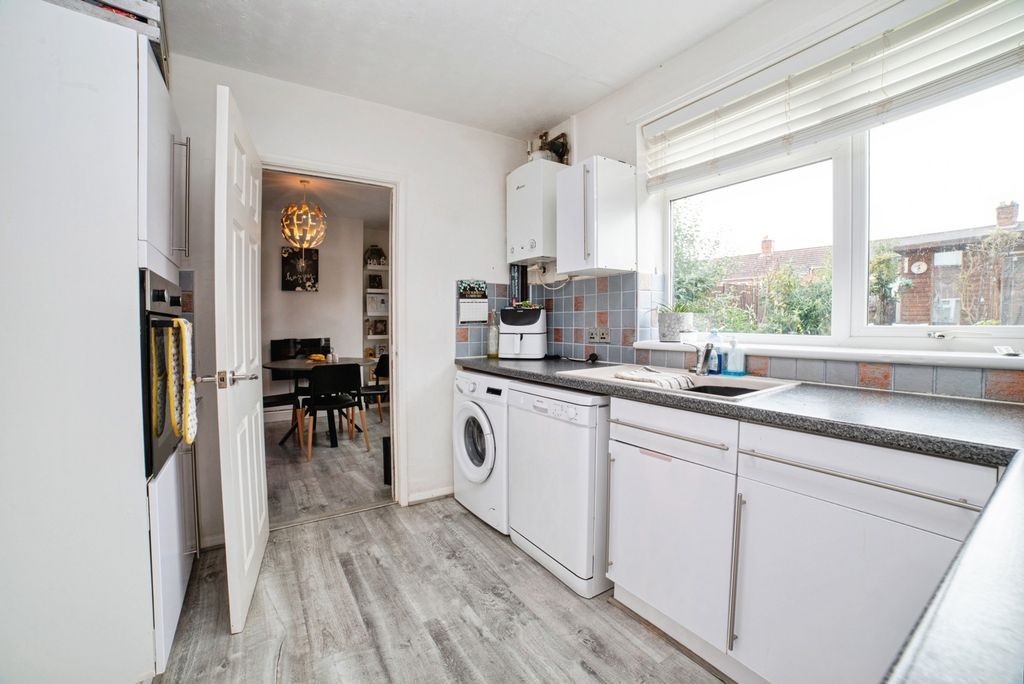 Property photo 3 of 26 Photo