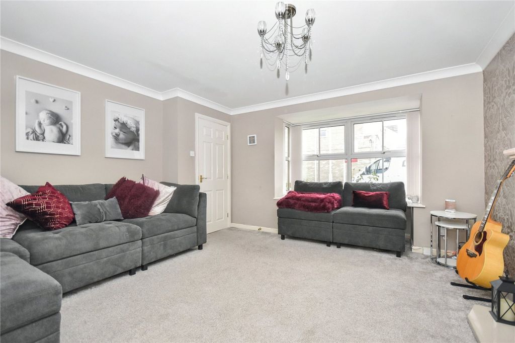 Property photo 1 of 20 Picture No. 27