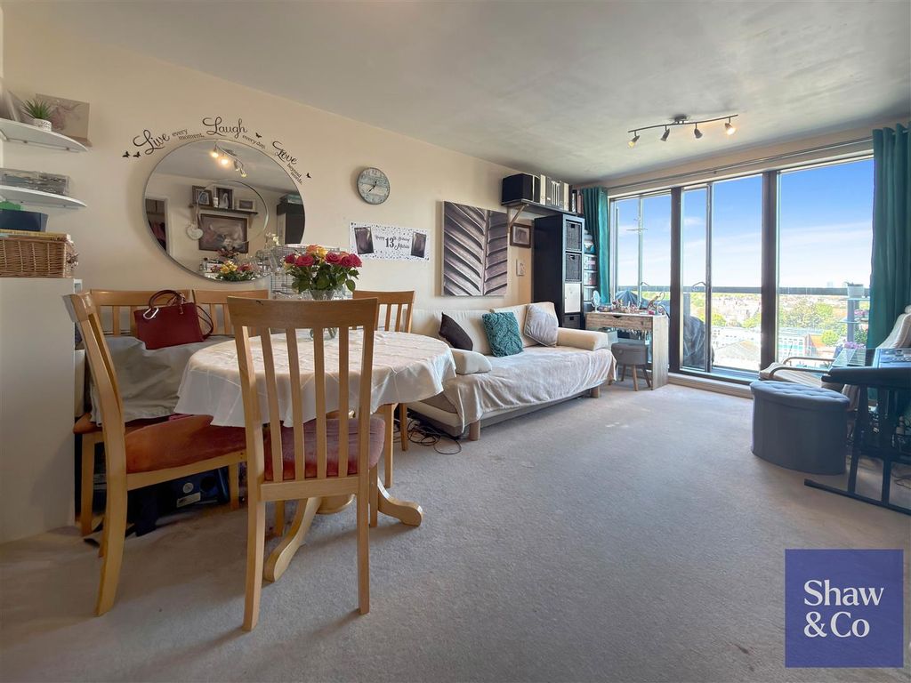 Property photo 2 of 9 Living.Jpeg