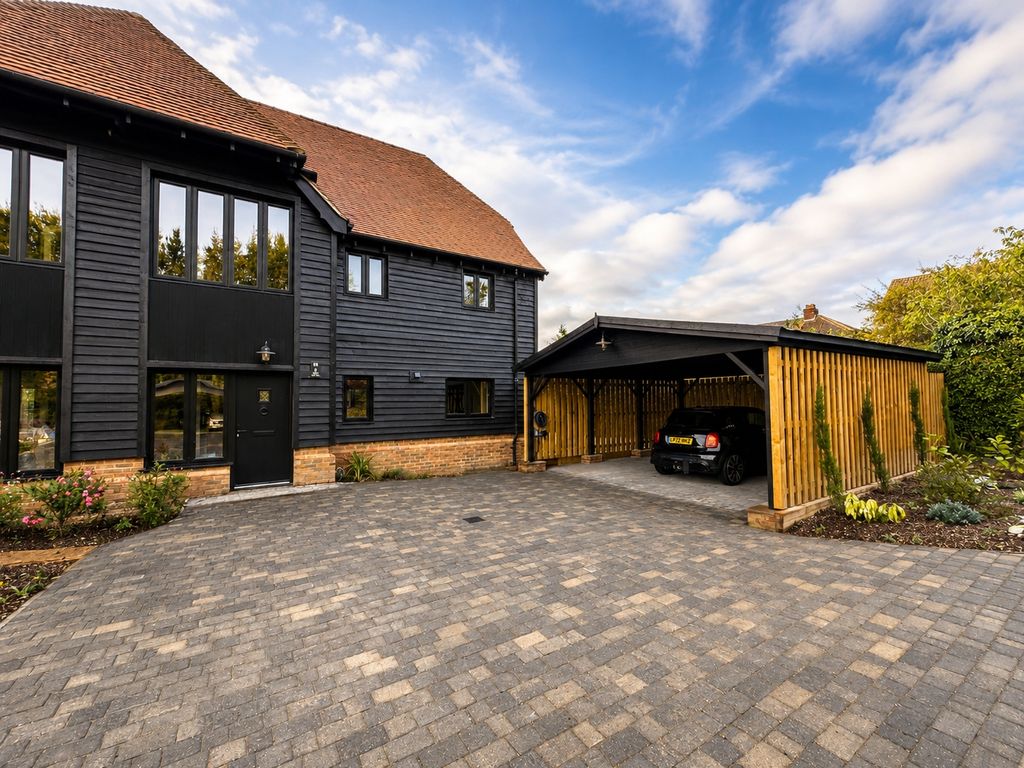 Property photo 1 of 19 Picture No. 27