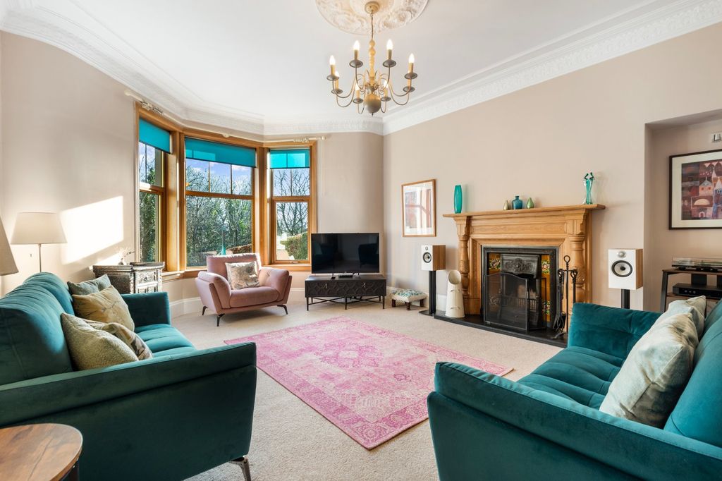 Property photo 2 of 33 Picture No. 02