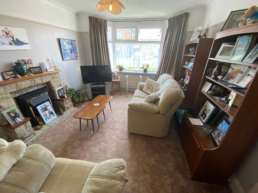 Property photo 3 of 28