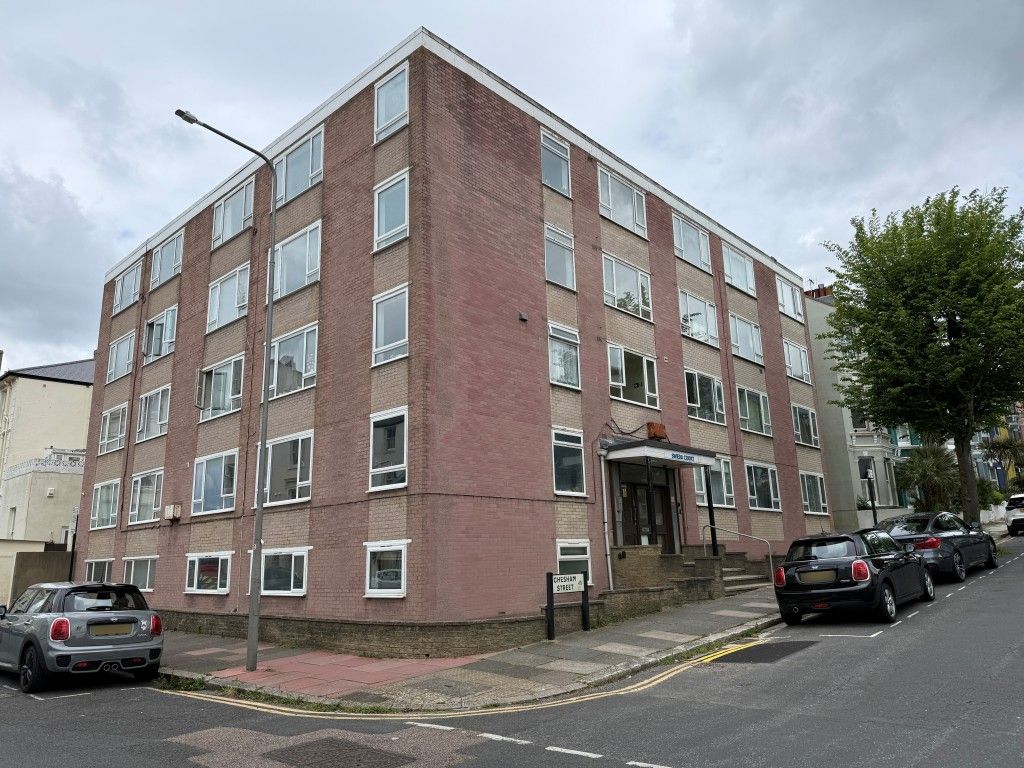 Property photo 1 of 7 View Of Sweda Court From Chesham Road