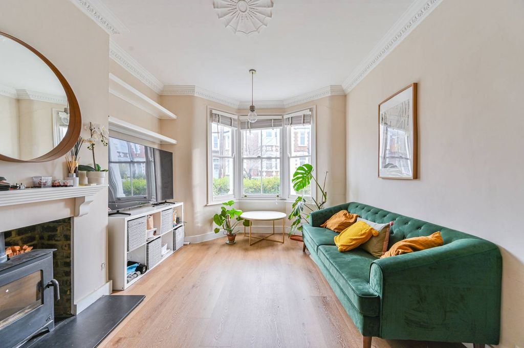 Property photo 1 of 19