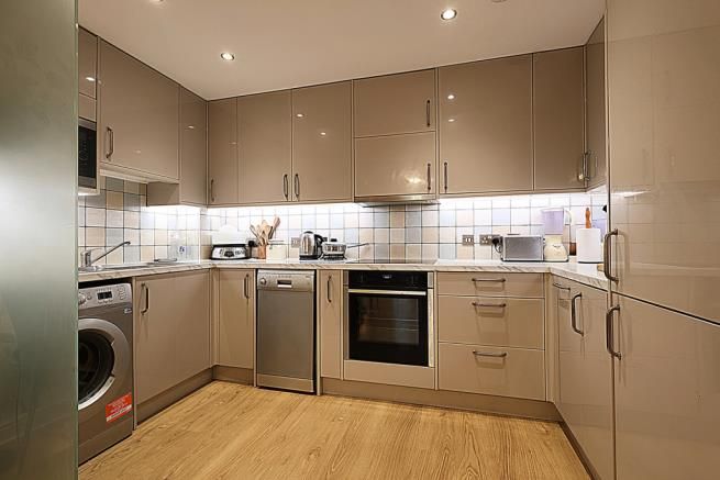 Property photo 2 of 18 239846_10586475_Img_03_0000_Max_656x437.Png