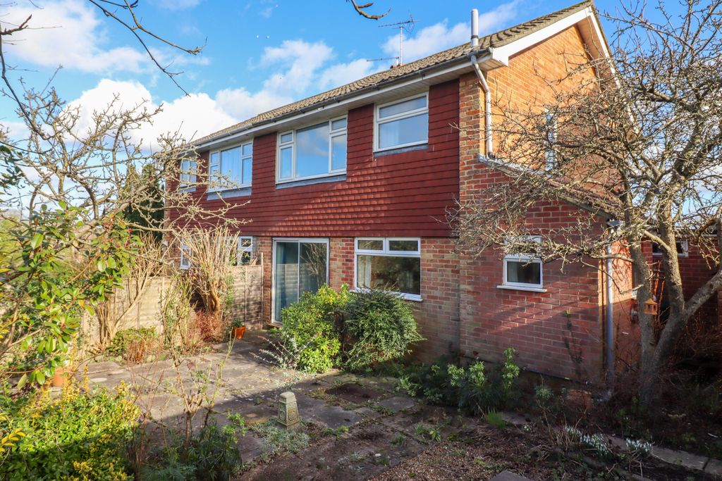 Property photo 2 of 13
