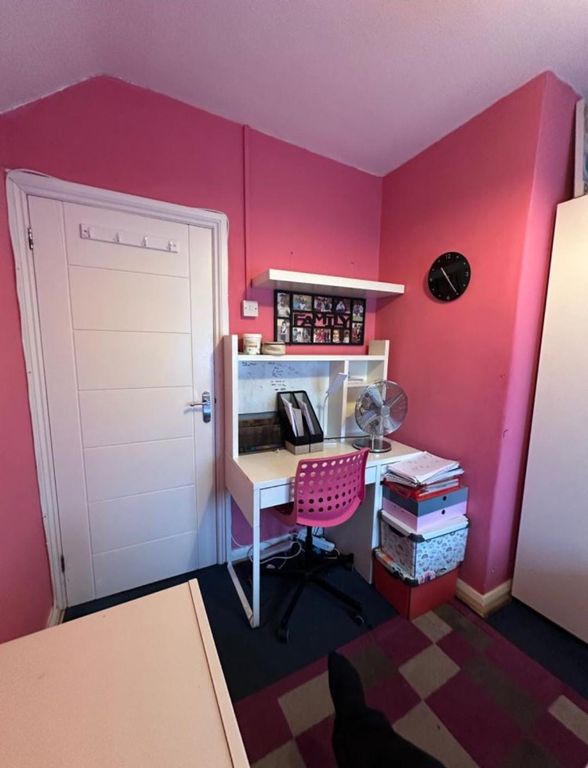 Property photo 3 of 4
