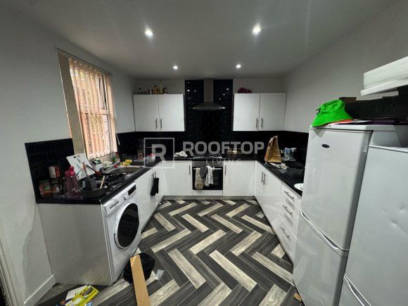 Property photo 2 of 14 8643929.Jpg