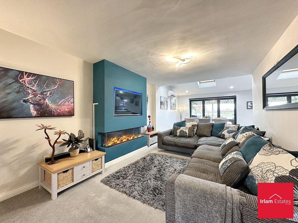 Property photo 3 of 33