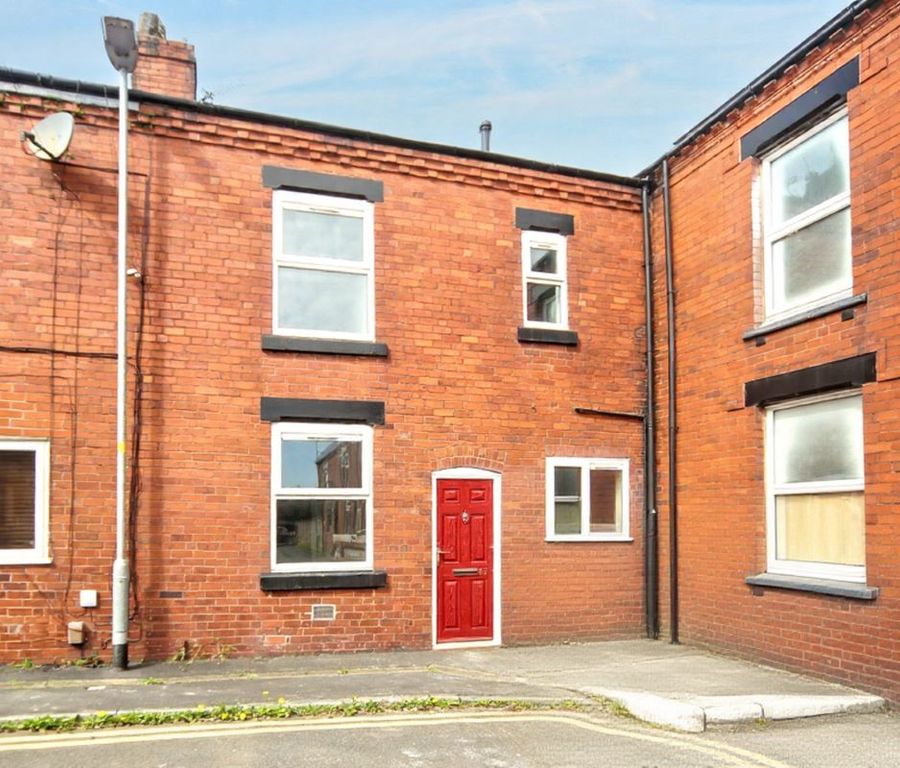 Property photo 1 of 18