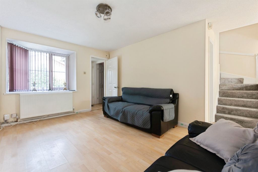 Property photo 2 of 29