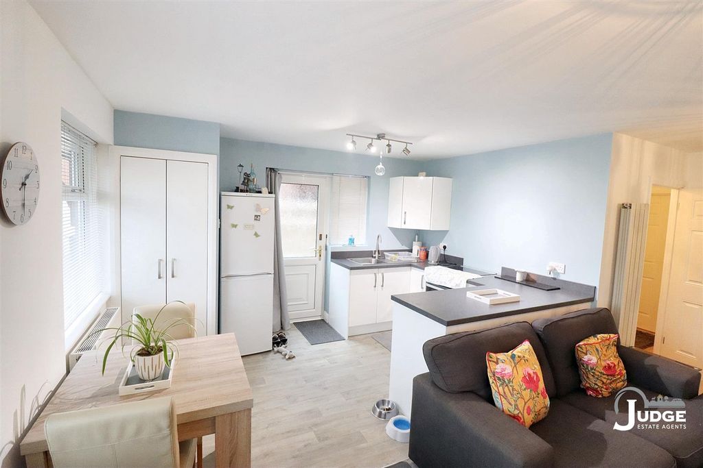 Property photo 3 of 27 Img_1254.Jpg