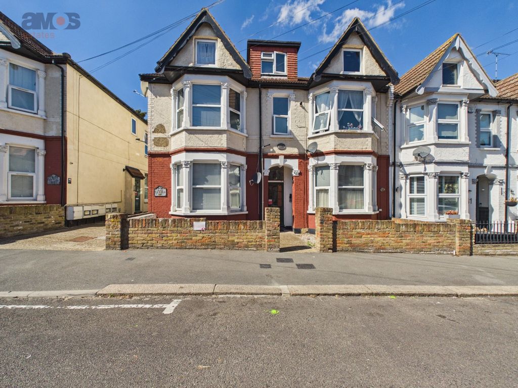 Property photo 1 of 11 5424251